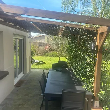 Un Bol D'air Frais Pres De Paris Guest house *
